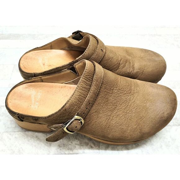 DANSKO BROWN LEATHER BUCKLED MULE SIZE 39 /US 8.5-9 PRE-LOVED - Picture 1 of 12